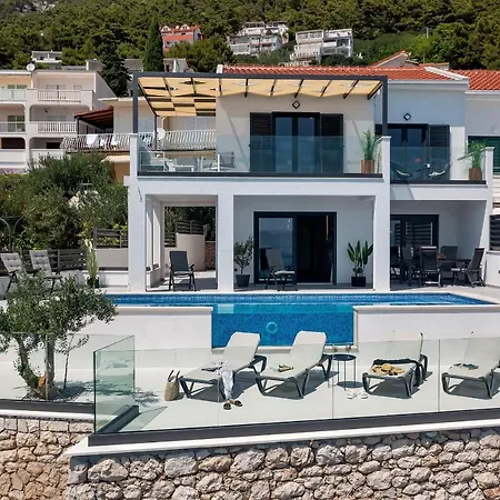 Plenus Smilje Villa Pisak