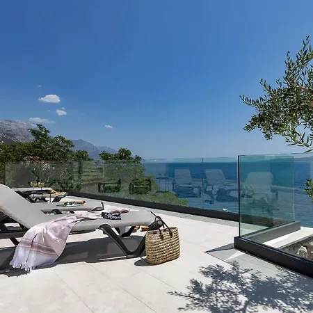 Villa Plenus