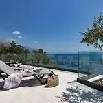 Villa Plenus
