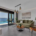 Plenus Villa Pisak