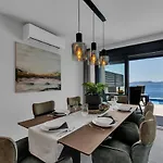 Plenus Villa Pisak